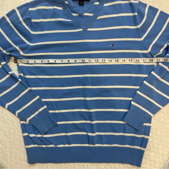Tommy Hilfiger V-Neck Pullover Sweater Blue and White Striped Nautical Men’s M - Picture 5 of 7